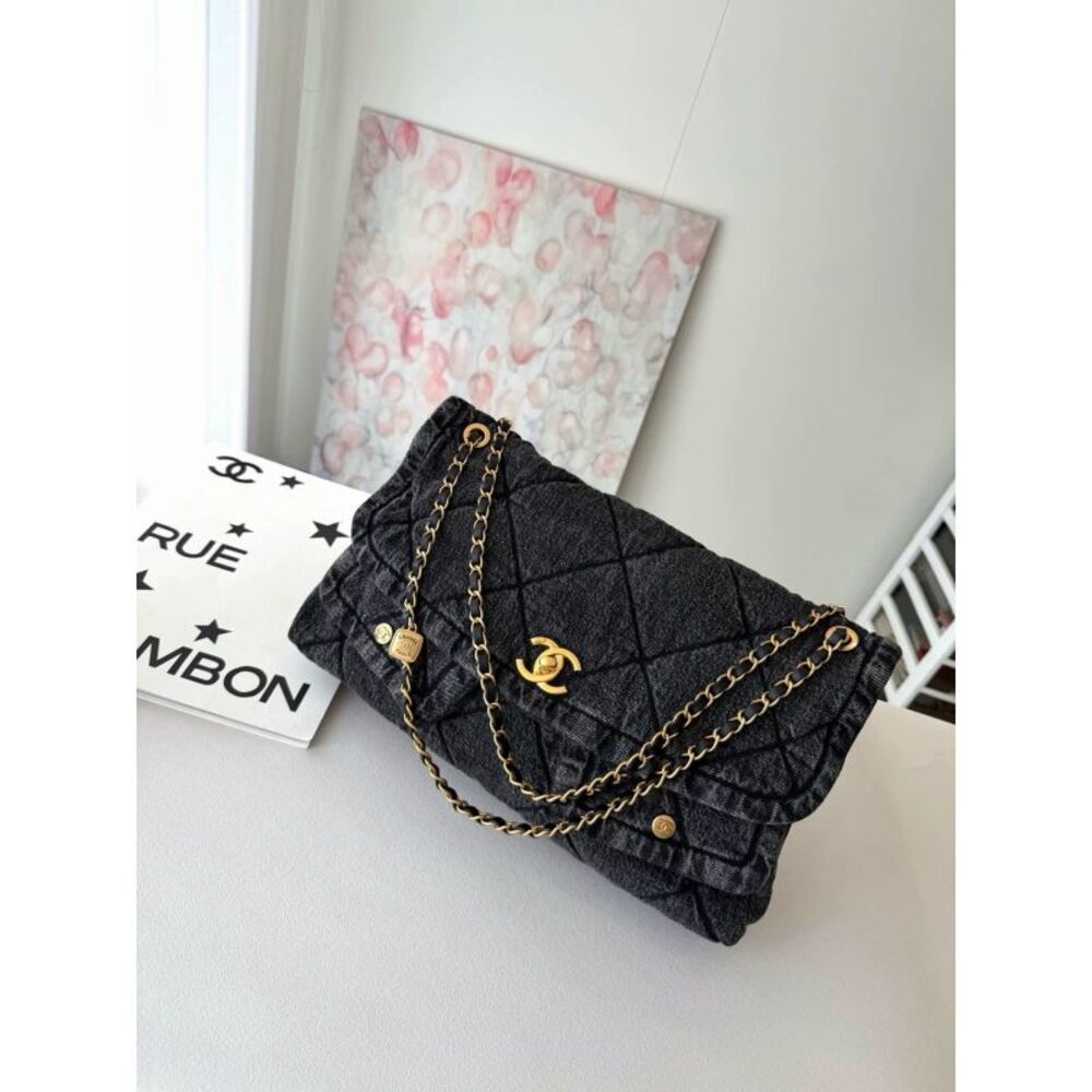 Chanel Women Pre-Loved Bag Very Good Condition